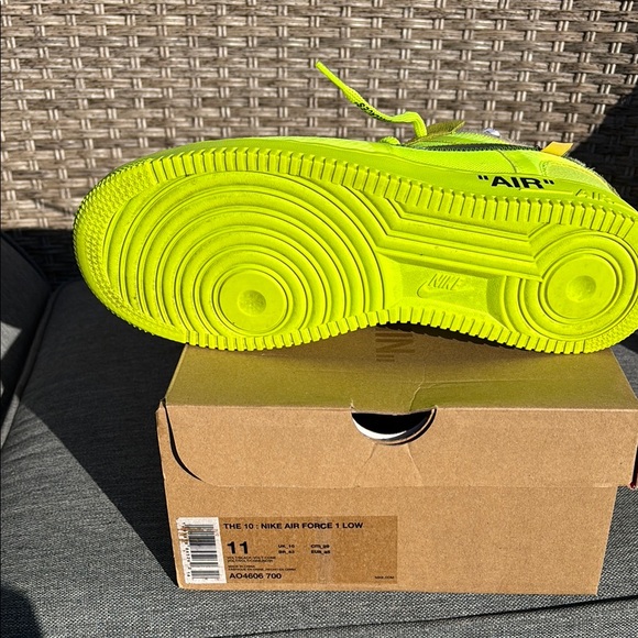 Nike Off-White Air Force 1 Low Volt size 11 - Picture 11 of 16